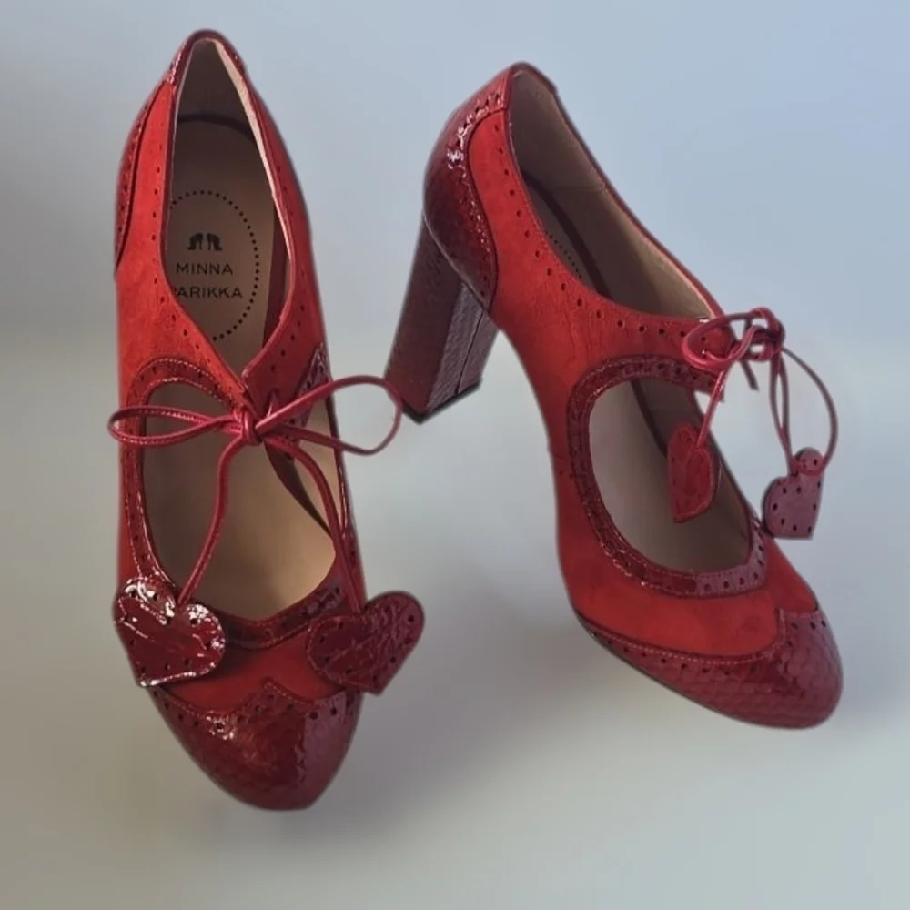 Minna Parikka Roseum Whimsical Red Heart Cutout Women's Leather Heels Sz.37 - Picture 3 of 16